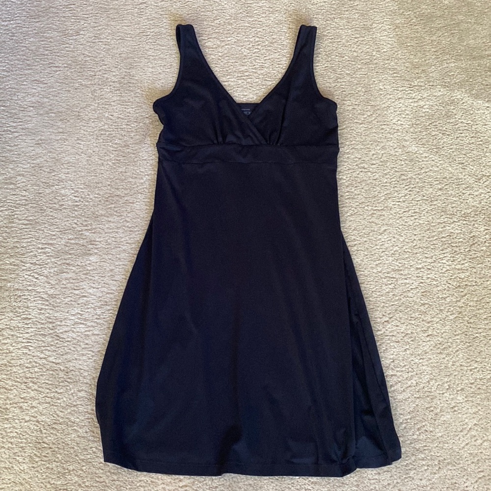 Patagonia v-neck dress
